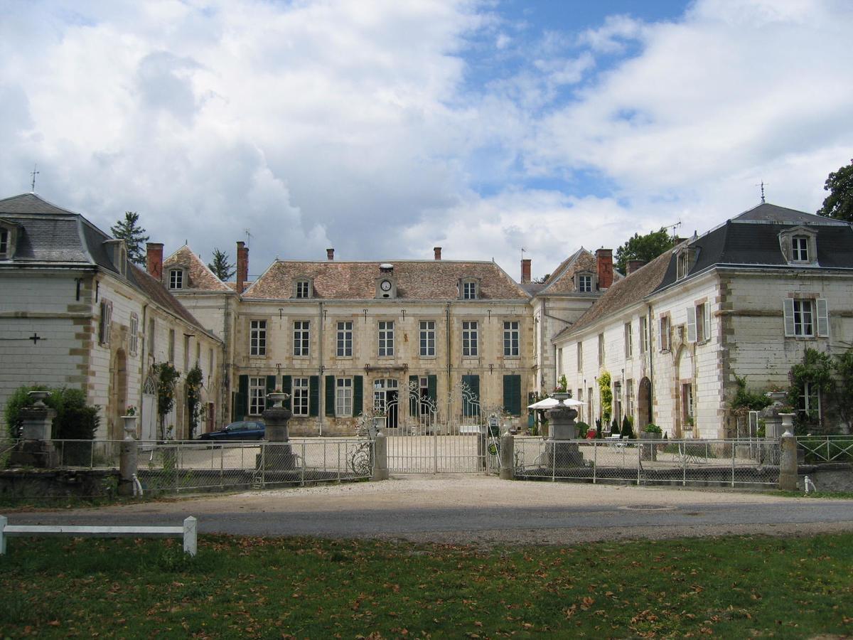 Chateau De Juvigny מראה חיצוני תמונה